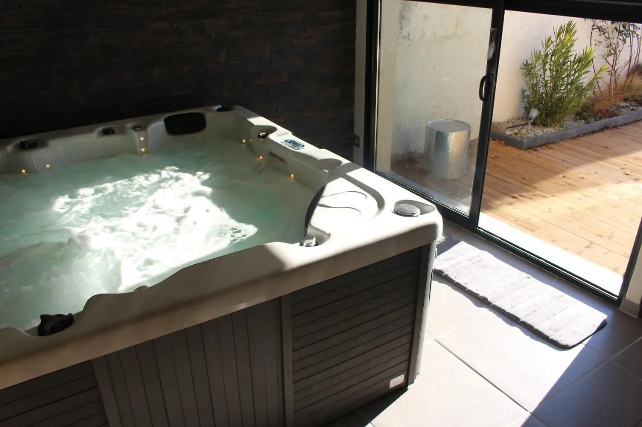 Maison Avec Piscine, Jacuzzi Et Sauna Privatifs - Mas De Nebbas Aix-en-Provence Villa