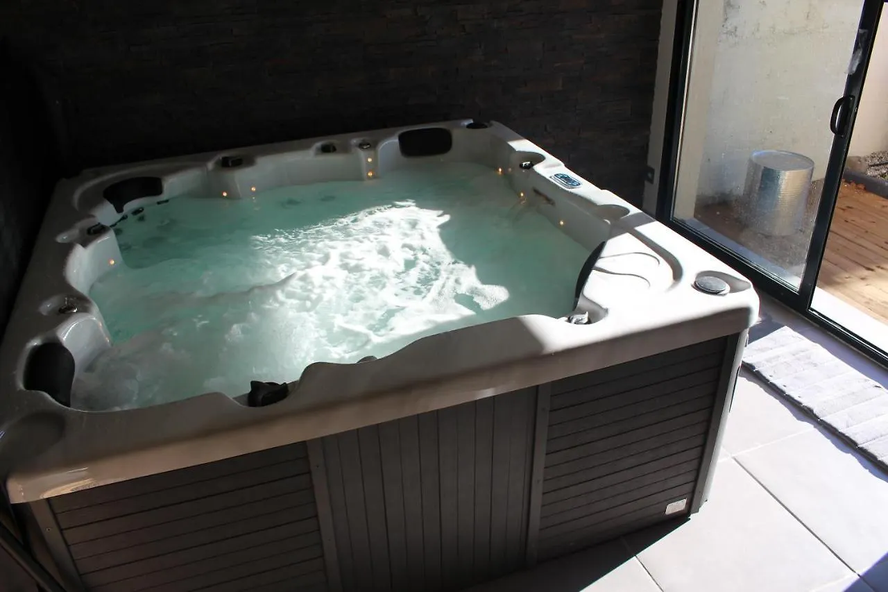 Villa Maison Avec Piscine, Jacuzzi Et Sauna Privatifs - Mas De Nebbas Aix-en-Provence
